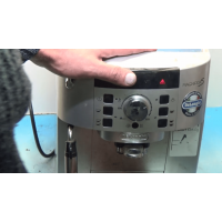 Что означают индикаторы на кофемашине DeLonghi: полная расшифровка сигналов и мигающих лампочек Что означают индикаторы на кофемашине DeLonghi: полная расшифровка сигналов и мигающих лампочек